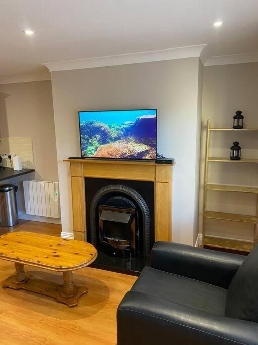 2 Bed Cosy Apartment In Heart Of Mullingar. Exteriör bild